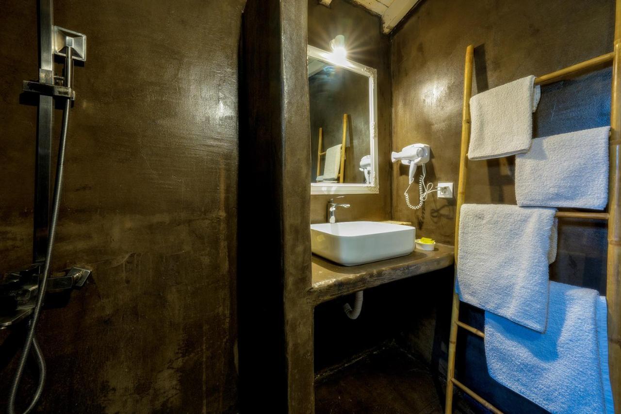 Petra Mare Suites Вурвуру Экстерьер фото