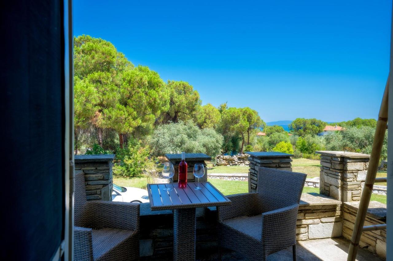 Petra Mare Suites Вурвуру Экстерьер фото
